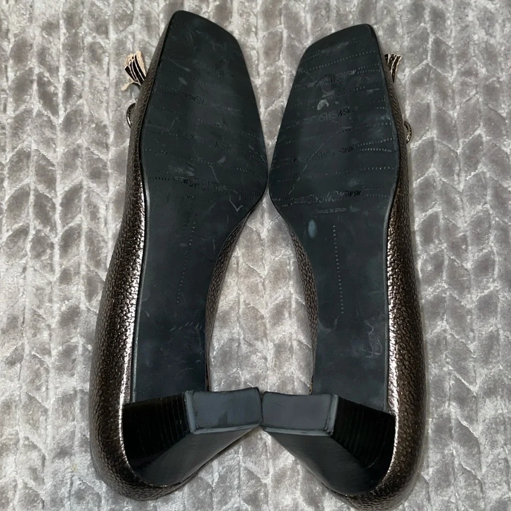 Stuart Weitzman Gold Printed Patent Leather Square Toe Pumps. Size 6.5.‎